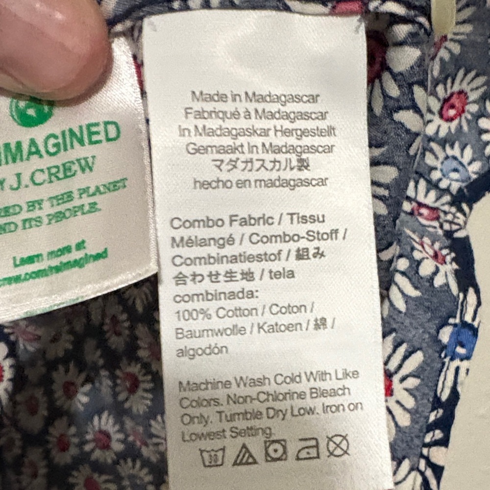 ππ§J. Crew 100% Cotton Floral Secret Wash Shirting Button Down Navy Shirt - Picture 6 of 7